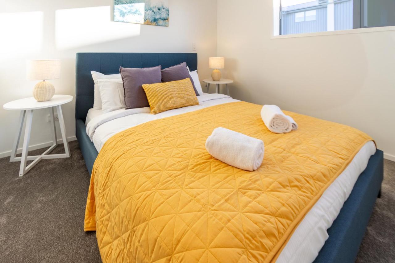Urban Park Escape 2 Bed 2 Bath W/Carpark Apartment Крайстчърч Екстериор снимка